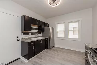 11711 Buckingham Avenue, Loveland, OH 44120 - Photo 10