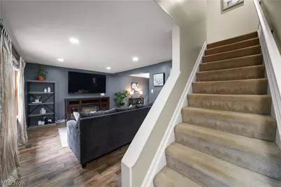 3464 Ensign Cove, Aurora, OH 44202 - Photo 4