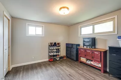 1425 Colonial Boulevard NE, Canton, OH 44714 - Photo 10