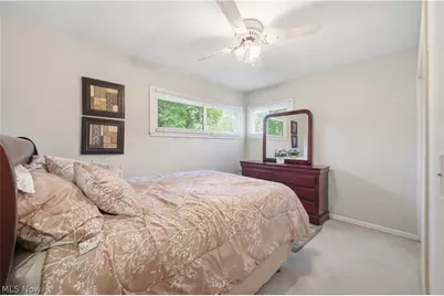 222 Sunset Court, Columbiana, OH 44408 - Photo 10