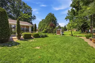 222 Sunset Ct, Columbiana, OH 44408 - Photo 20