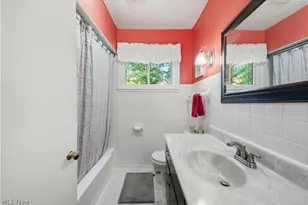 222 Sunset Ct, Columbiana, OH 44408 - Photo 14