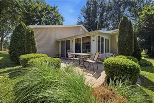222 Sunset Ct, Columbiana, OH 44408 - Photo 24