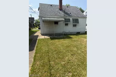 889 E 139th Street, Loveland, OH 44110 - Photo 4