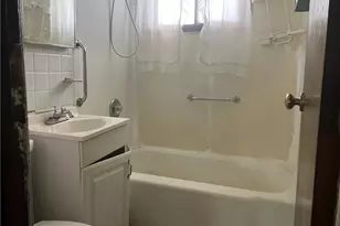 1548 E 296th St, Wickliffe, OH 44092 - Photo 14