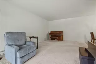 3064 Kent Rd, Stow, OH 44224 - Photo 6