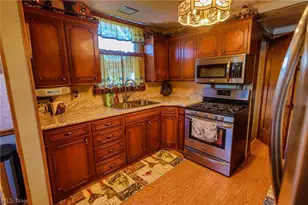 5541 Ravenna Ave, Louisville, OH 44641 - Photo 20