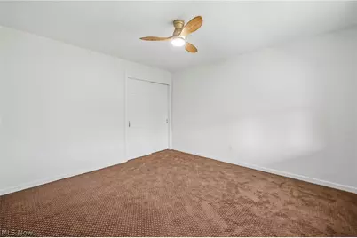 836 School Street, Hubbard, OH 44425 - Photo 22