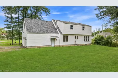 836 School Street, Hubbard, OH 44425 - Photo 4