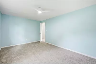 836 School Street, Hubbard, OH 44425 - Photo 28