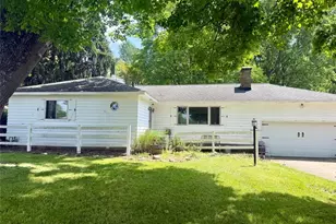 2597 Seifert-Lewis Rd, Hubbard, OH 44425 - Photo 2