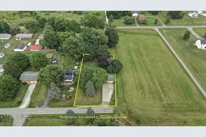1750 Fairbrook Avenue NE, East Canton, OH 44730 - Photo 22