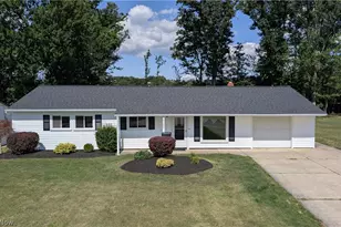 6182 Randolph Rd, Huber Heights, OH 44146 - Photo 2