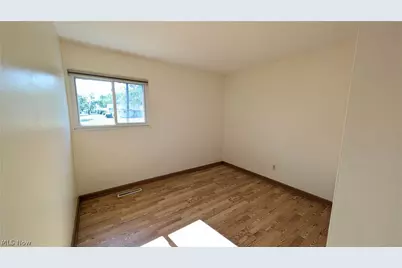 6182 Randolph Road, Huber Heights, OH 44146 - Photo 32