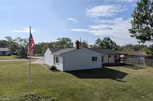 6182 Randolph Rd, Huber Heights, OH 44146 - Photo 6
