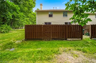 2920 Heatherwood Ct, Stow, OH 44224 - Photo 8