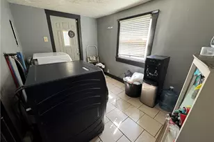 709 Fulton Rd NW, Canton, OH 44703 - Photo 8