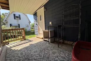709 Fulton Rd NW, Canton, OH 44703 - Photo 10