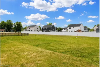 8082 Cora Court, North Ridgeville, OH 44039 - Photo 34