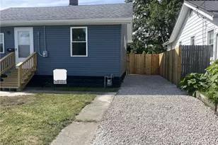 522 Courtland St, Fairport Harbor, OH 44077 - Photo 2