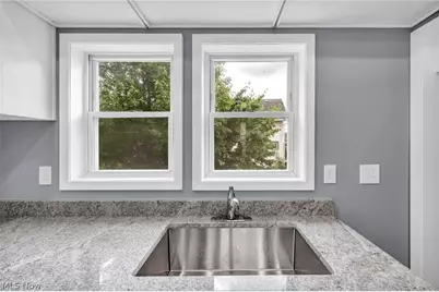 2103 13th Street SW, Akron, OH 44314 - Photo 12