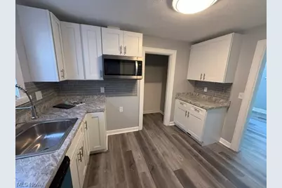 17901 Delavan Avenue, Loveland, OH 44119 - Photo 10