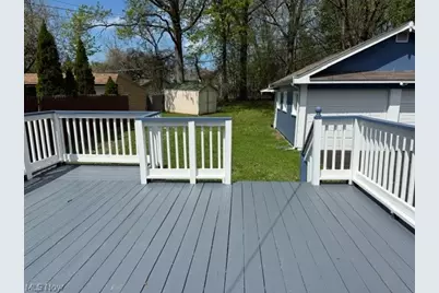 17901 Delavan Avenue, Loveland, OH 44119 - Photo 28