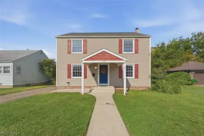1031 3rd Street NE, Massillon, OH 44646 - Photo 1