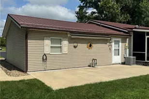 6220 Southview Dr, Nashport, OH 43830 - Photo 4