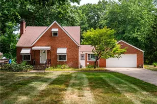 6531 Bonroi Dr, Green Hills, OH 44131 - Photo 1