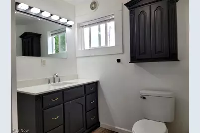 559 E Exchange E, Akron, OH 44306 - Photo 8