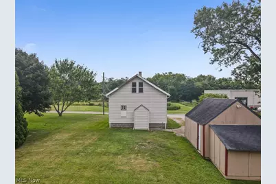 3857 Violand Street, Louisville, OH 44641 - Photo 28