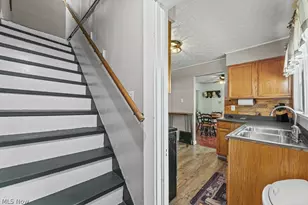 3857 Violand St, Louisville, OH 44641 - Photo 18