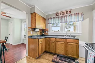 3857 Violand St, Louisville, OH 44641 - Photo 10