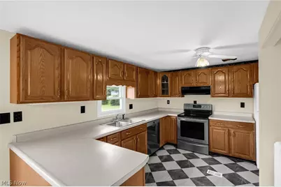 8608 Goddard Craft Lane, Cambridge, OH 43725 - Photo 14