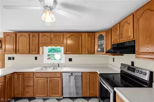 8608 Goddard Craft Ln, Cambridge, OH 43725 - Photo 10