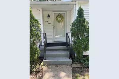 41 8th Street, Barberton, OH 44203 - Photo 2