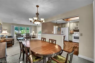 5669 Marble Ln, Willoughby, OH 44094 - Photo 6