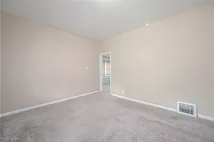324 Eastland Ave, Akron, OH 44305 - Photo 14