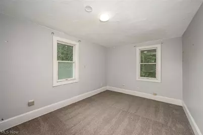 324 Eastland Avenue, Akron, OH 44305 - Photo 16