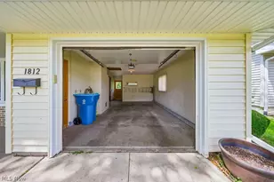 1812 Skyline Dr, Lorain, OH 44053 - Photo 34