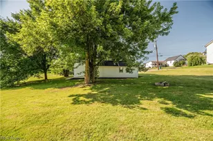 235 Sherman St, Lisbon, OH 44432 - Photo 42