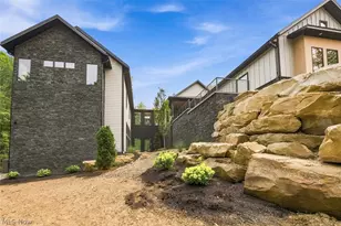 2324 Hard Rock Wy, Hinckley, OH 44233 - Photo 4