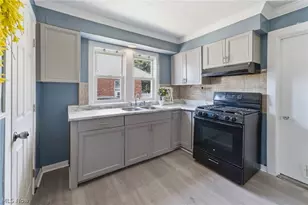 392 Oxford Ave, Akron, OH 44310 - Photo 20