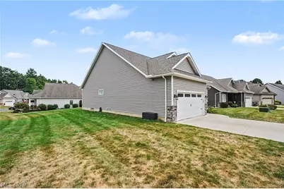 341 Alexis Lane, Canal Fulton, OH 44614 - Photo 4