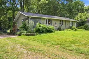 712 Renninger Rd, New Franklin, OH 44319 - Photo 2