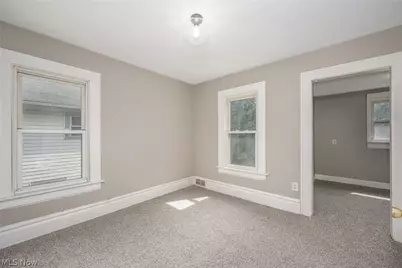 489 Marview Avenue, Akron, OH 44310 - Photo 18