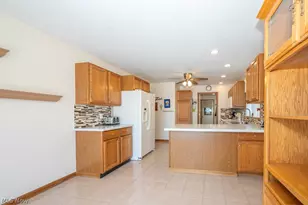 831 Auburn Hills Dr, Boardman, OH 44512 - Photo 12