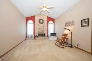 831 Auburn Hills Dr, Boardman, OH 44512 - Photo 6