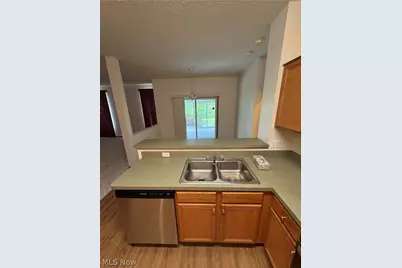 2474 Capulet Court, Avon, OH 44011 - Photo 8